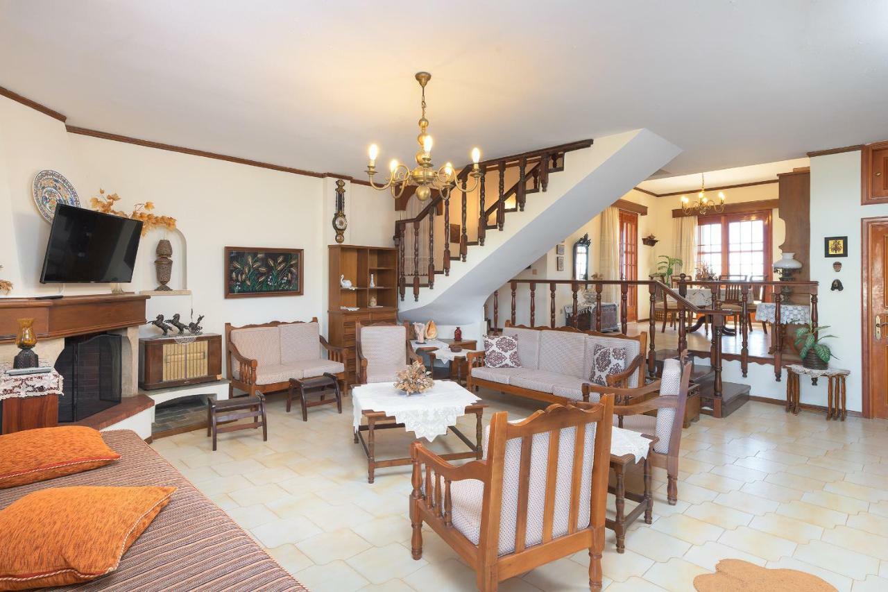 Villa Valasia Gennadi Exteriör bild