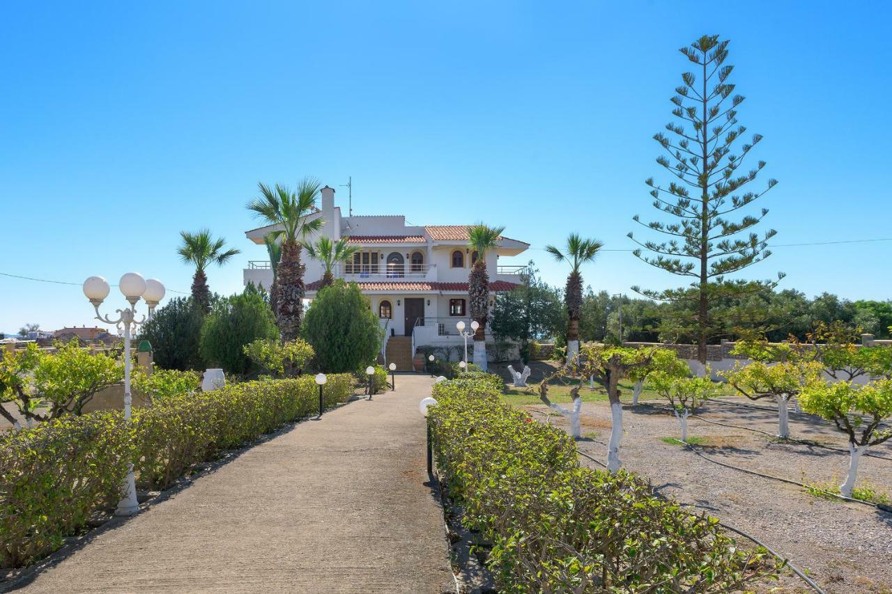 Villa Valasia Gennadi Exteriör bild